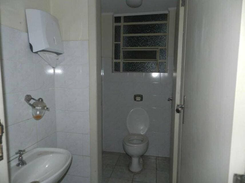 Foto 15 de 28: Comercial em leilão em Porto Alegre - RS — Sala Comercial à venda em leilão