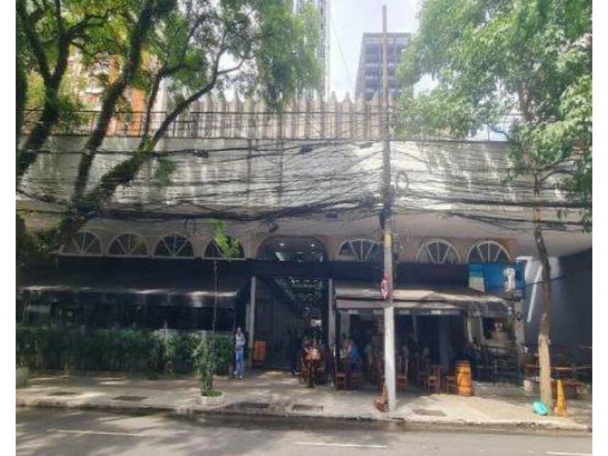 Comercial em leilão em São Paulo - SP — Conj. Comercial à venda em leilão
