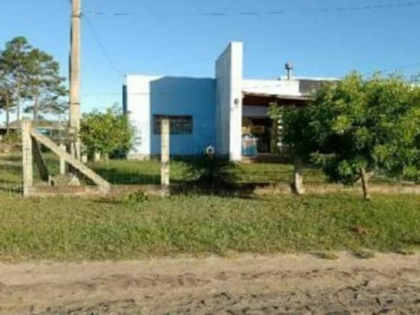 Foto 1 de 3: Casa em leilão em Tramandaí - RS — Casa à venda em leilão