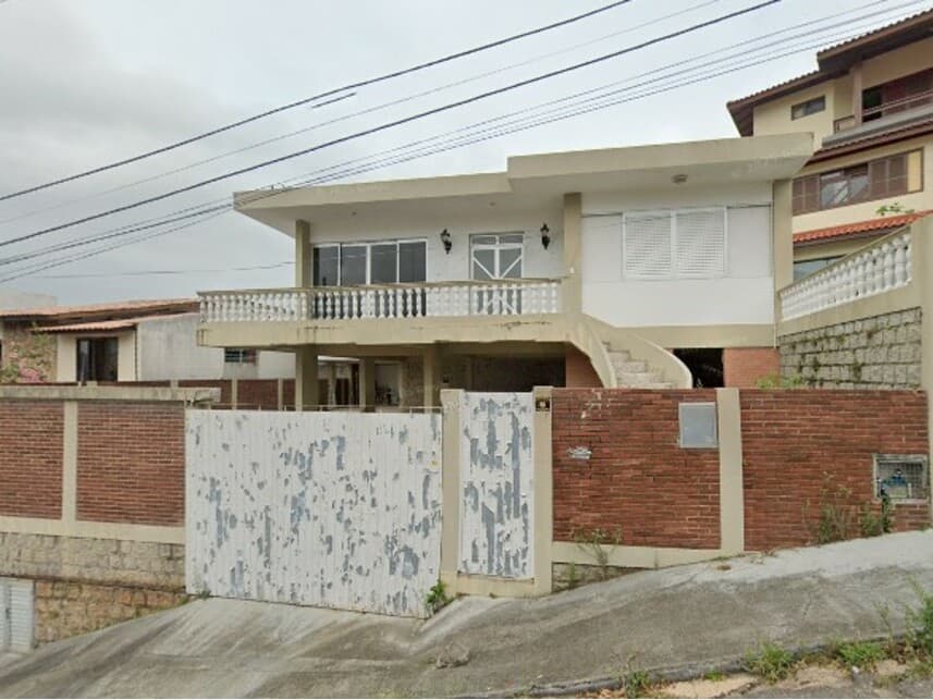Foto 1 de 2: Casa em leilão em Florianópolis - SC — Casa à venda em leilão