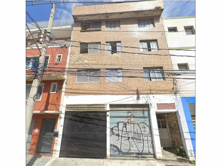 Comercial em leilão em São Paulo - SP — Prédio à venda em leilão