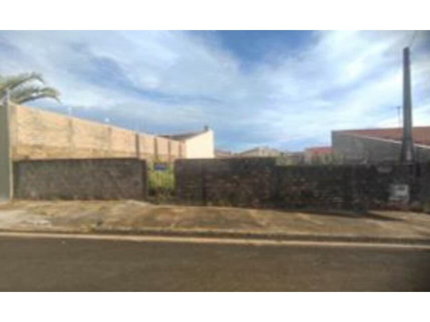 Terreno em leilão em Avaré - SP — Terreno à venda em leilão