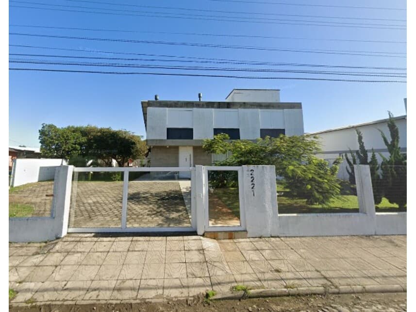 Casa em leilão em Xangri-lá - RS — Casa à venda em leilão