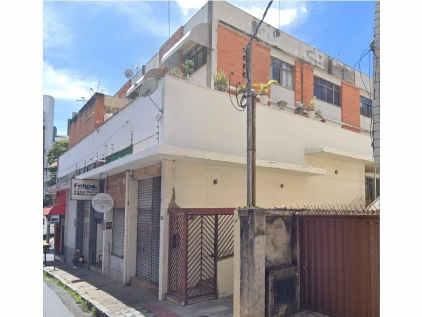 Apartamento em leilão em Belo Horizonte - MG — Apartamento à venda em leilão