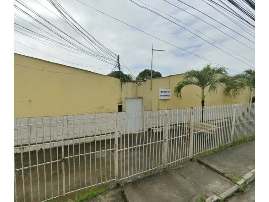 Casa em leilão em Rio Largo - AL — Casa à venda em leilão