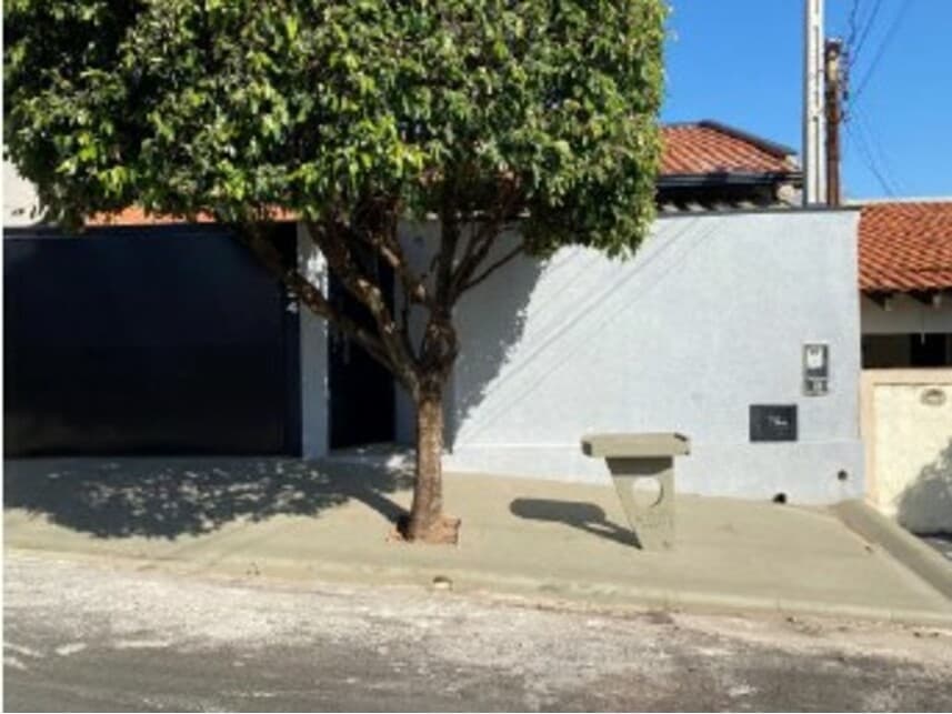 Foto 4 de 23: Casa em leilão em Fernandópolis - SP — Casa à venda em leilão