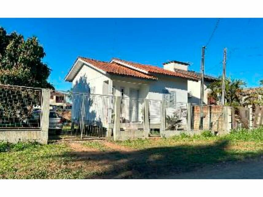 Foto 1 de 3: Casa em leilão em Forquilhinha - SC — Casa à venda em leilão