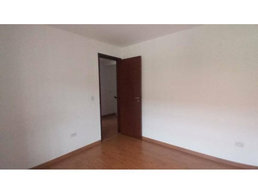Foto 22 de 25: Casa em leilão em Curitiba - PR — Casa à venda em leilão
