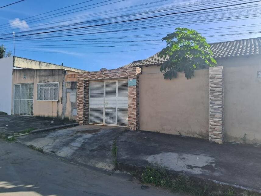 Foto 2 de 19: Casa em leilão em Luziânia - GO — Casa à venda em leilão