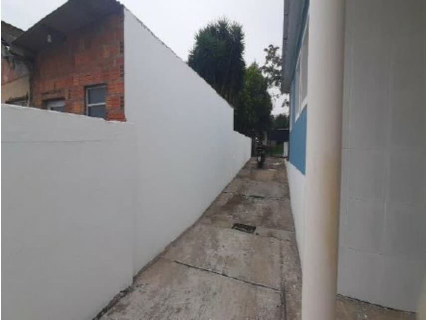 Foto 13 de 16: Casa em leilão em Alvorada - RS — Casa à venda em leilão