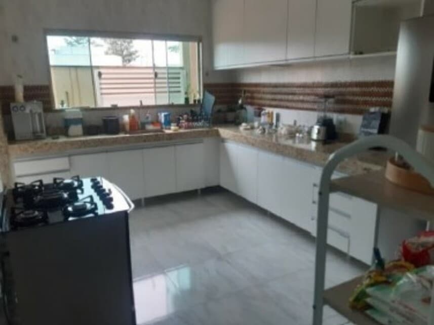 Foto 6 de 17: Casa em leilão em Itaguaí - RJ — Casa à venda em leilão