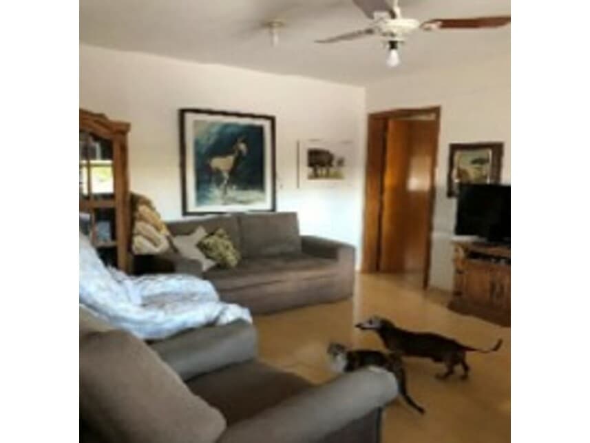 Foto 2 de 7: Casa em leilão em Porto Alegre - RS — Casa à venda em leilão