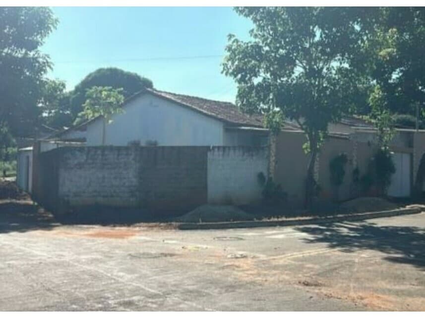 Foto 3 de 3: Casa em leilão em Trindade - GO — Casa à venda em leilão