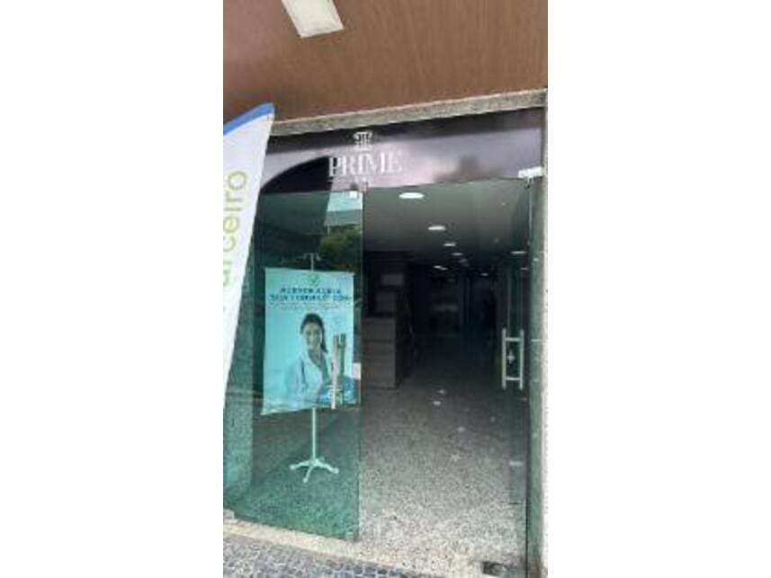 Foto 2 de 5: Comercial em leilão em Itaperuna - RJ — Sala Comercial à venda em leilão