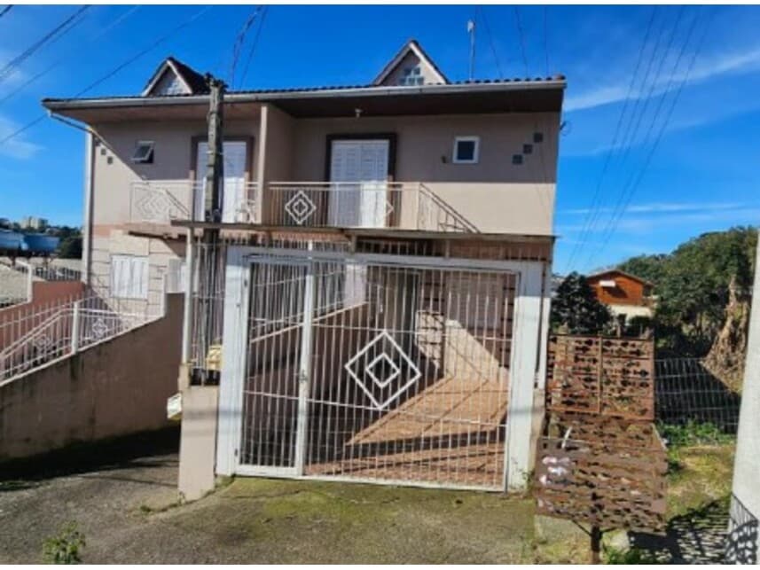 Casa em leilão em Caxias Do Sul - RS — Casa à venda em leilão