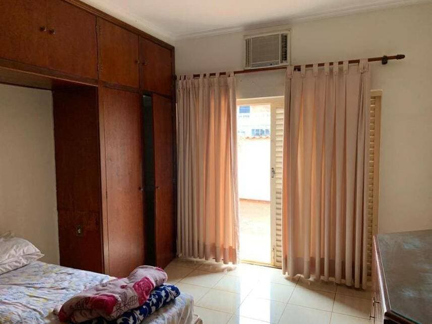 Foto 10 de 15: Casa em leilão em Ribeirão Preto - SP — Casa à venda em leilão