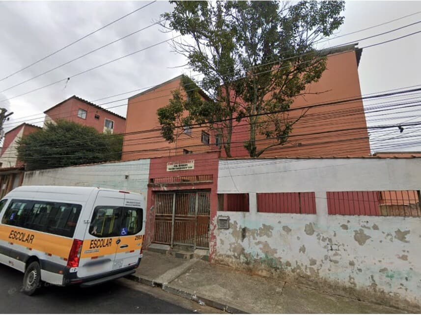 Apartamento em leilão em São Paulo - SP — Apartamento à venda em leilão