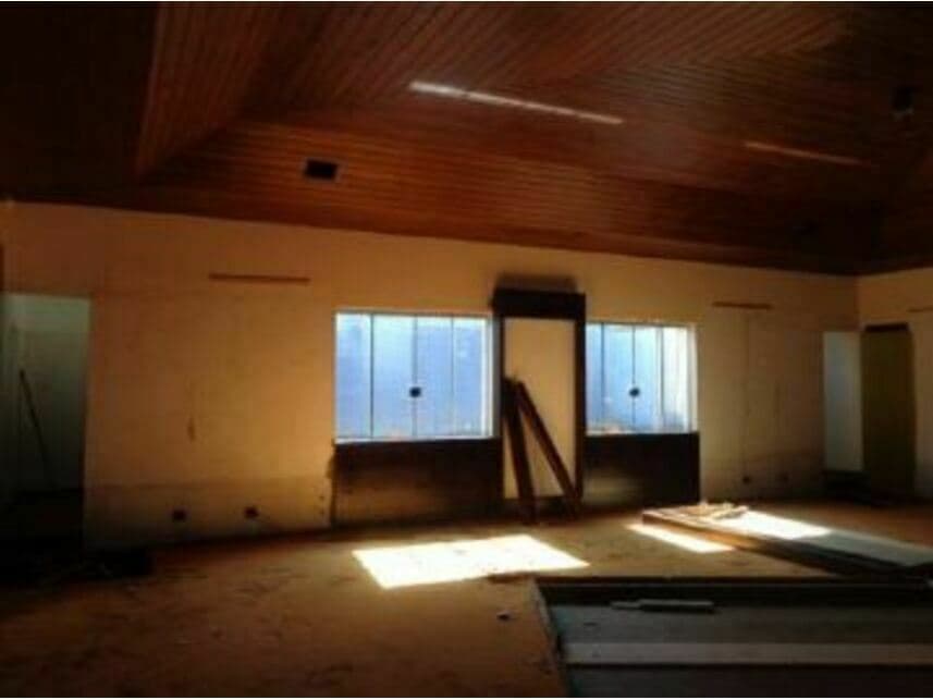 Foto 2 de 16: Comercial em leilão em Itapuí - SP — Prédio Comercial à venda em leilão