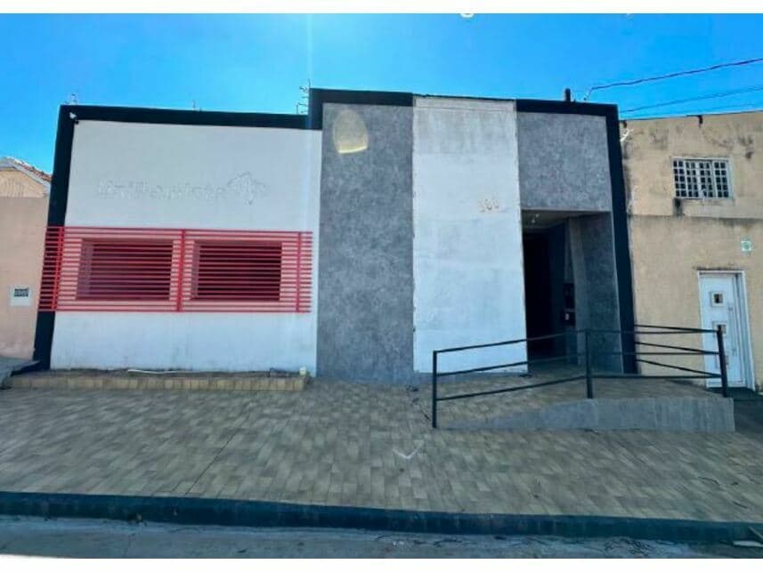 Foto 1 de 9: Casa em leilão em Valparaíso - SP — Casa à venda em leilão