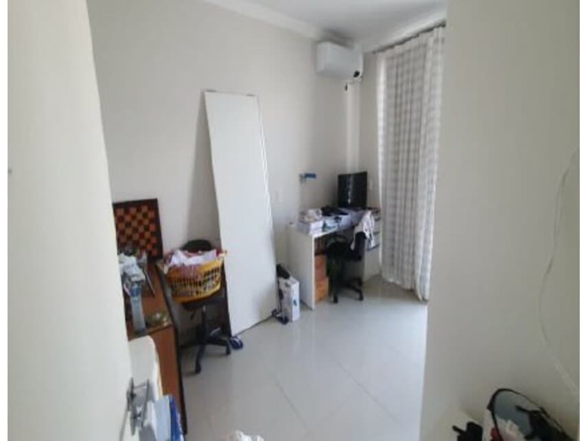 Foto 12 de 18: Casa em leilão em Cascavel - PR — Casa à venda em leilão