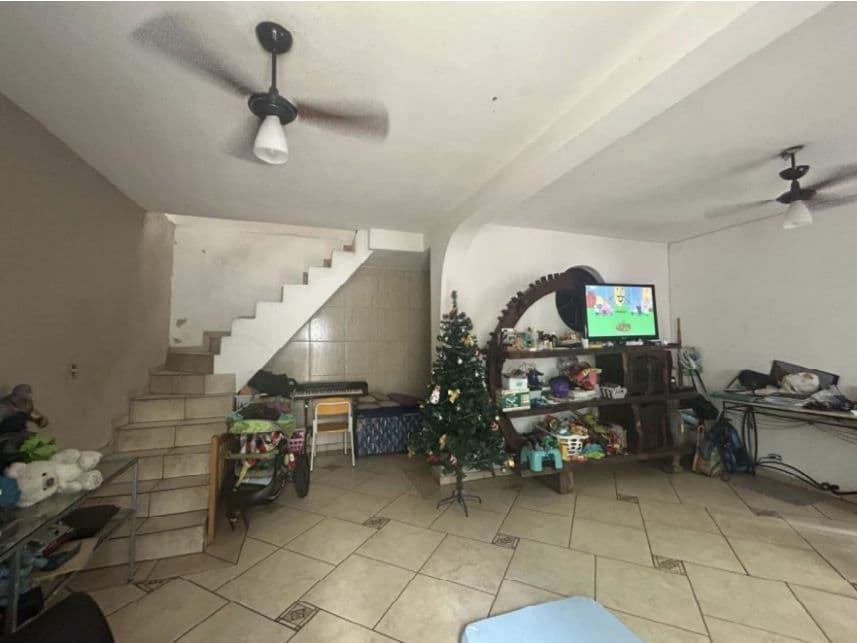 Foto 4 de 8: Casa em leilão em São Paulo - SP — Casas à venda em leilão