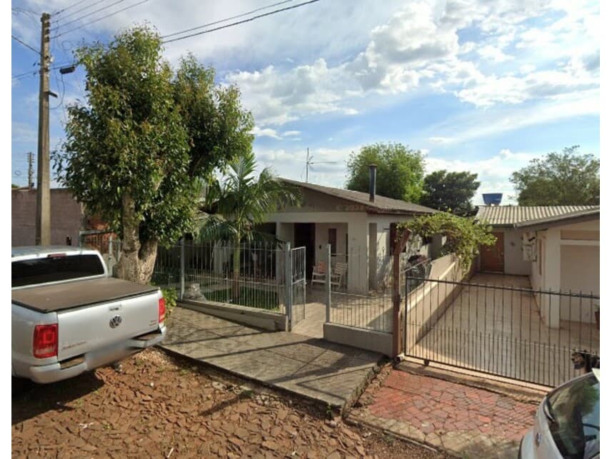 Casa em leilão em Santa Rosa - RS — Casa à venda em leilão