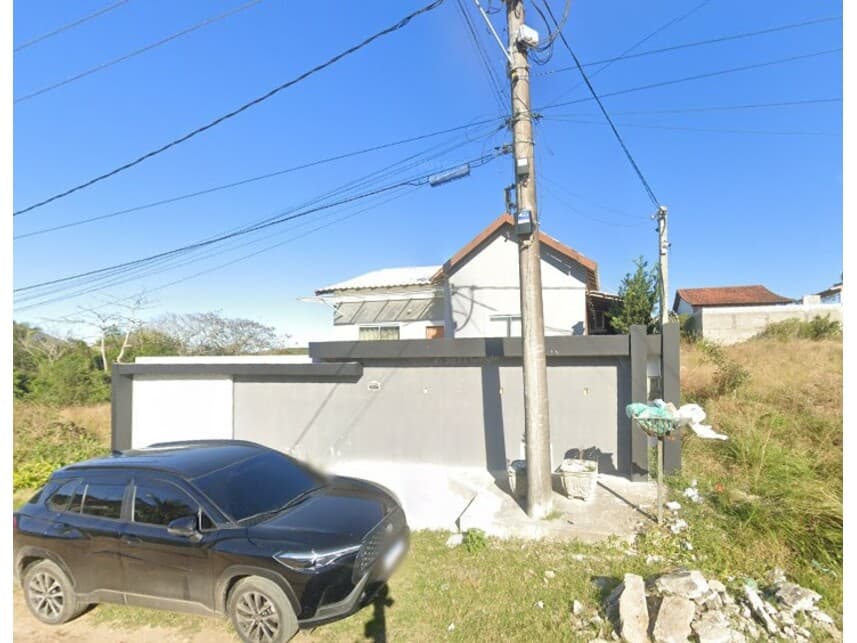 Casa em leilão em Iguaba Grande - RJ — Casa à venda em leilão