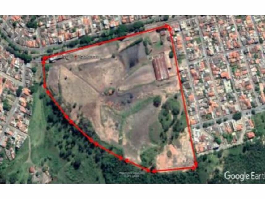 Foto 11 de 11: Terreno em leilão em Itaúna - MG — Terreno c/benfeitorias à venda