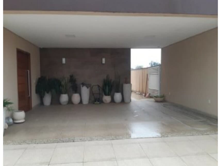 Foto 3 de 17: Casa em leilão em Itaguaí - RJ — Casa à venda em leilão