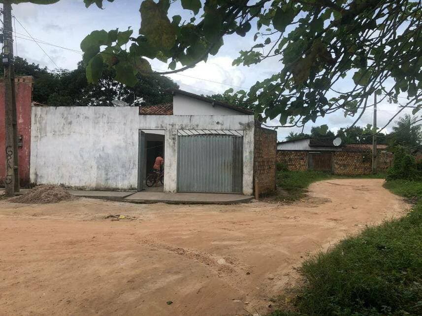 Casa em leilão em Maracaçumé - MA — Casa à venda em leilão