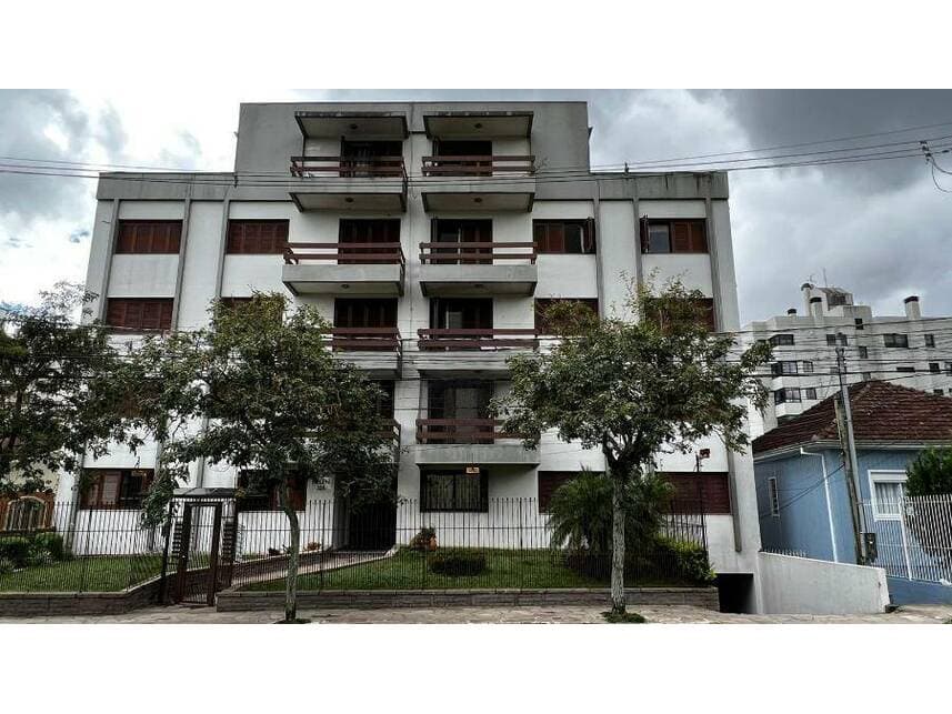 Apartamento em leilão em Caxias Do Sul - RS — Apartamento à venda em leilão