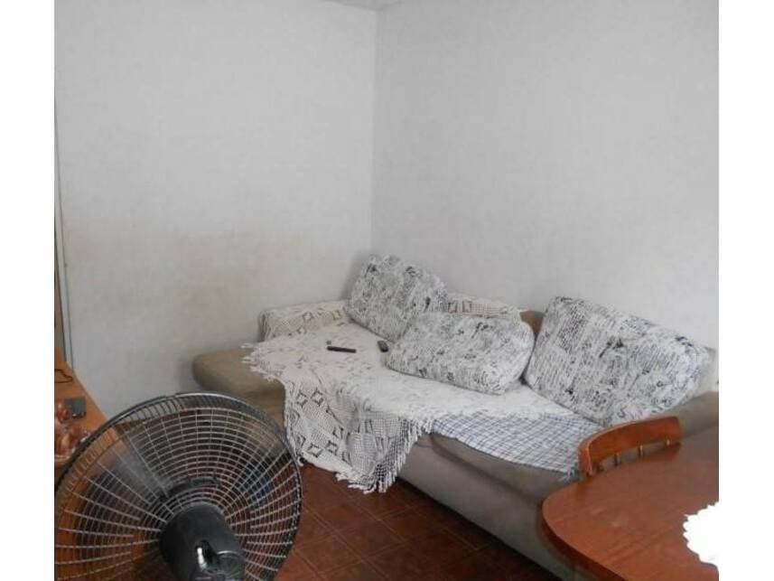 Foto 6 de 16: Casa em leilão em Nova Iguaçu - RJ — Casa à venda em leilão