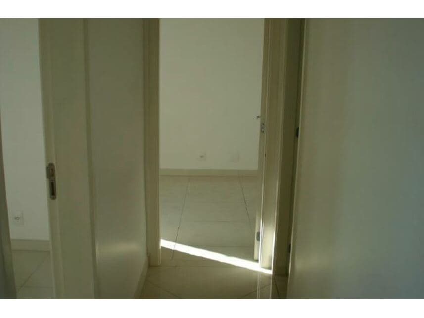 Foto 7 de 9: Apartamento em leilão em São Paulo - SP — Apartamento à venda em leilão