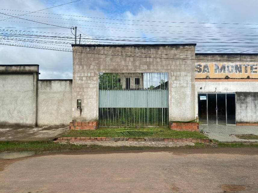 Casa em leilão em Feijó - AC — Casa à venda em leilão