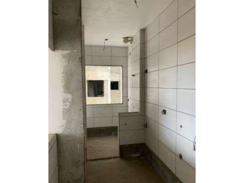 Foto 5 de 13: Comercial em leilão em Taubaté - SP — Prédio Comercial/Residencial à venda em leilão