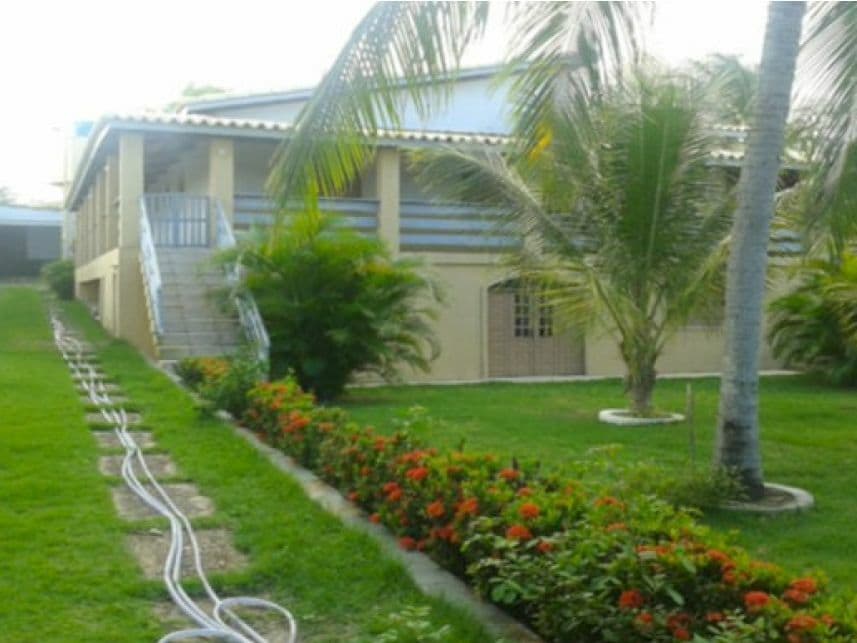 Casa em leilão em Camaçari - BA — Casa à venda em leilão