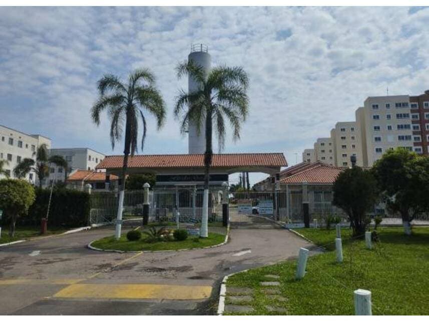 Casa em leilão em Porto Alegre - RS — Casa à venda em leilão