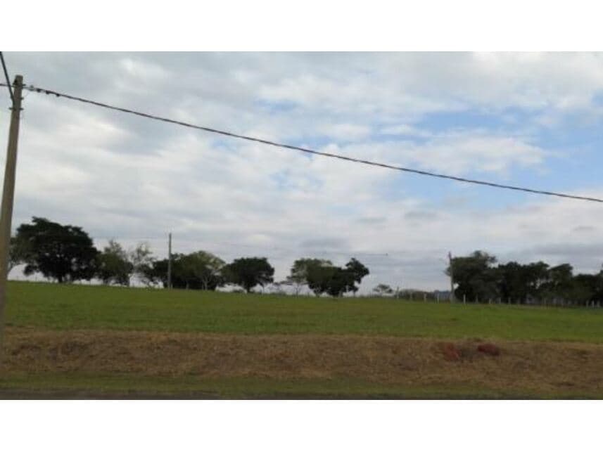 Foto 2 de 3: Terreno em leilão em Itatiba - SP — Terreno à venda em leilão