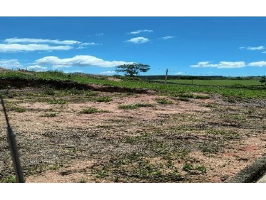 Foto 4 de 5: Terreno em leilão em Rio Claro - SP — Terreno à venda em leilão