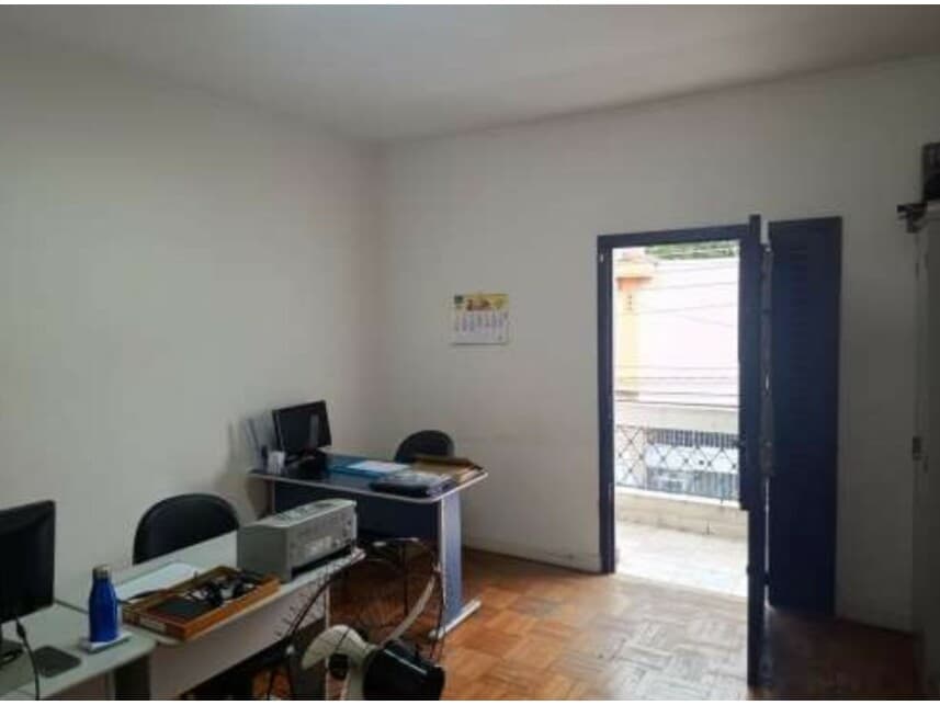 Foto 3 de 5: Casa em leilão em São Paulo - SP — Casa à venda em leilão