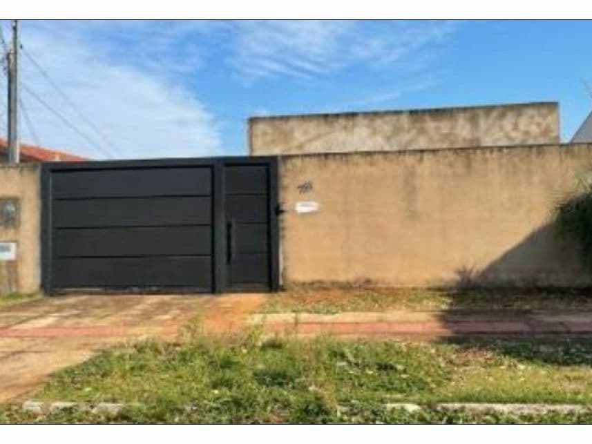 Casa em leilão em Campo Grande - MS — Casa à venda em leilão