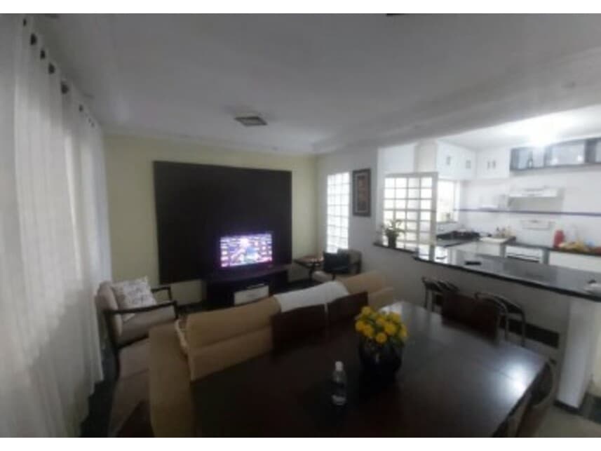 Foto 2 de 13: Casa em leilão em Mogi Das Cruzes - SP — Casa à venda em leilão