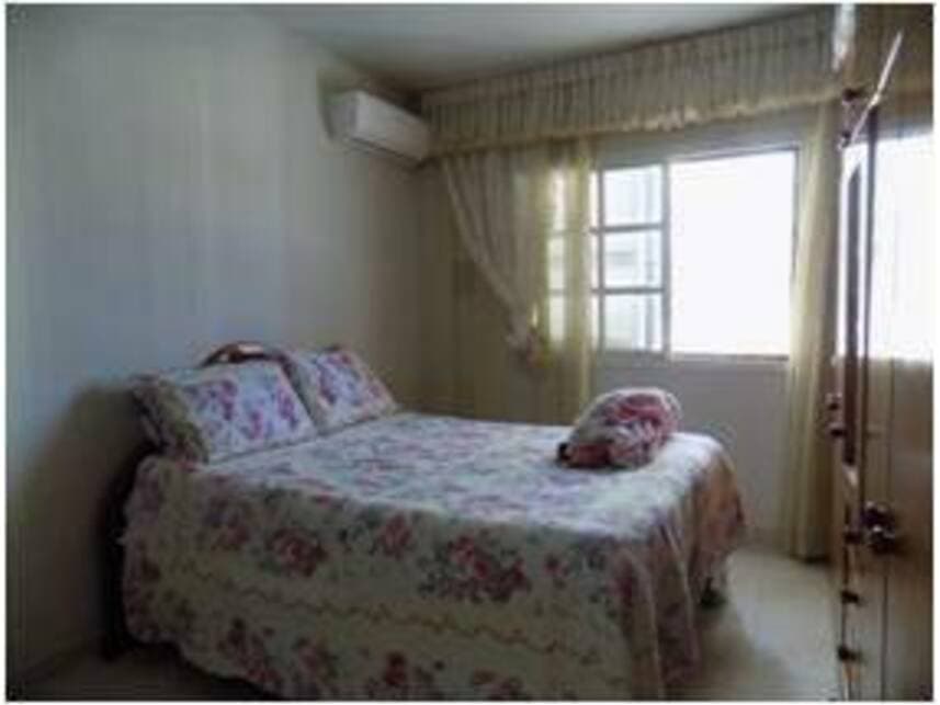 Foto 8 de 10: Casa em leilão em Rio Grande - RS — Casa à venda em leilão