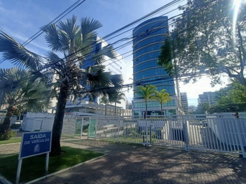 Foto 1 de 4: Comercial em leilão em Rio De Janeiro - RJ — Loja à venda em leilão