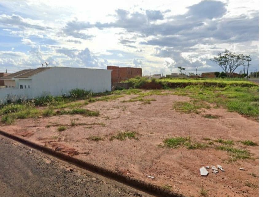 Foto 1 de 3: Terreno em leilão em Piacatu - SP — Terreno à venda em leilão
