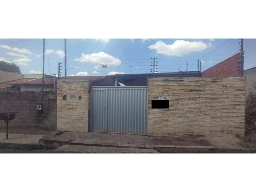 Casa em leilão em Teresina - PI — Casa à venda em leilão