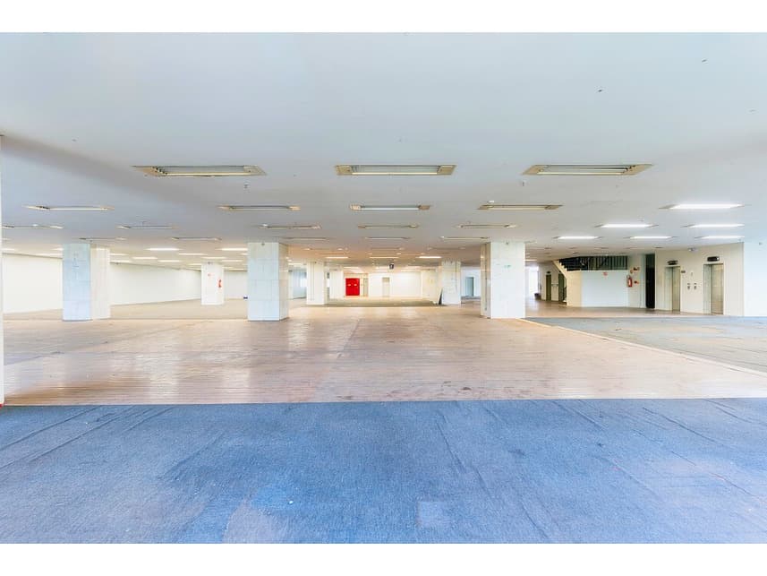 Foto 9 de 10: Comercial em leilão em Brasília - DF — Prédio Comercial à venda em leilão