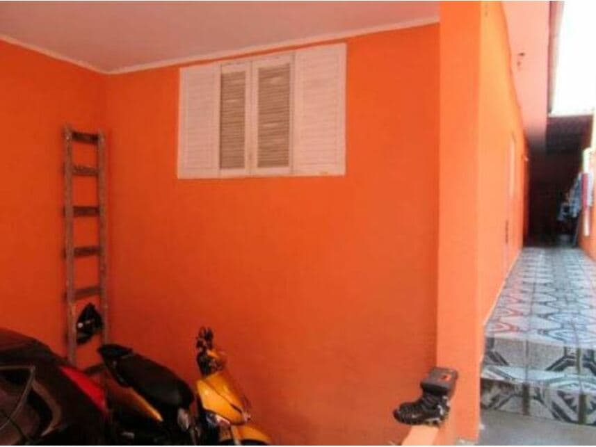 Foto 3 de 14: Casa em leilão em Ferraz De Vasconcelos - SP — Casa à venda em leilão