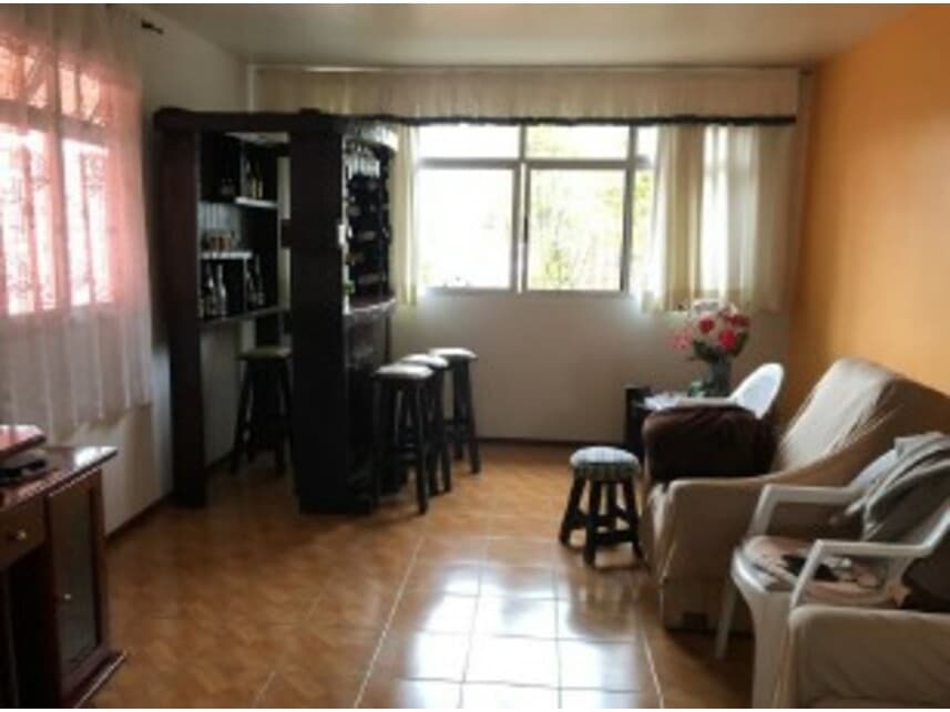 Foto 4 de 16: Casa em leilão em Curitiba - PR — Casa à venda em leilão