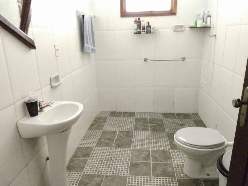 Foto 12 de 19: Casa em leilão em Lorena - SP — Casa à venda em leilão